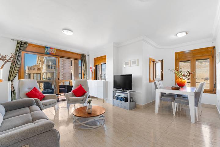 Ferienwohnung für 6 Personen, mit Kinderpool und Balkon in Guardamar del Segura - 3