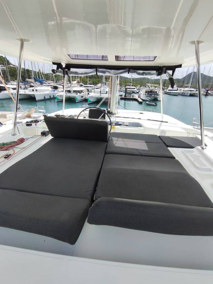 Bateau pour 8 personnes in Martinique