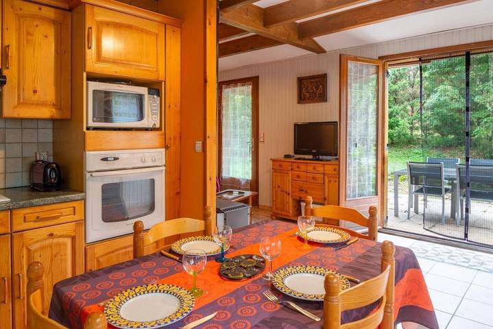 Location de vacances pour 4 personnes, avec jardin à Chanac - 2