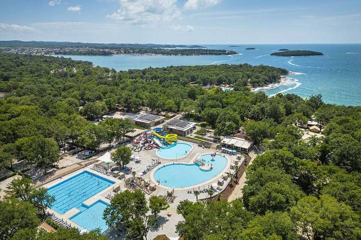 Ferienpark für 7 Personen, mit Pool in Poreč