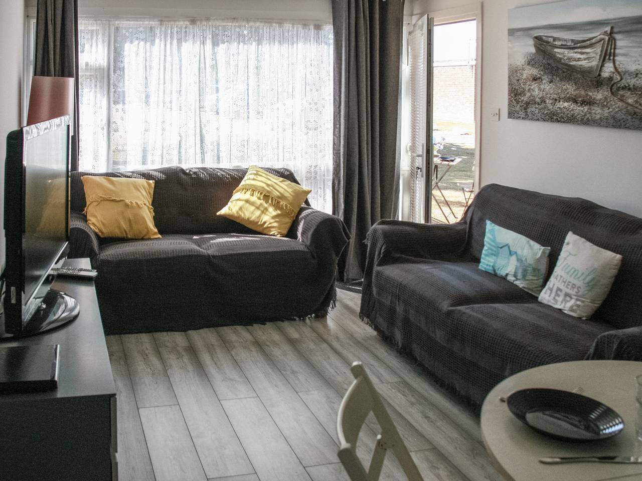 Norfolk Nest in Hemsby, Great Yarmouth