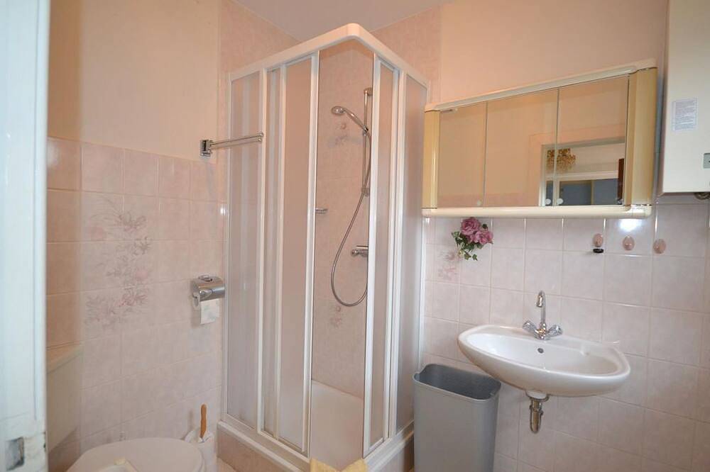 Ganze Wohnung, Ferienwohnung Holtz - Appartement/Fewo, Bad, Wc, 1 Schlafraum in Mölln, Kreis Herzogtum Lauenburg