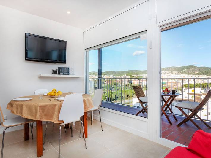 Ferienwohnung für 4 Personen, mit Balkon und Kinderpool sowie Garten in Sitges - 3