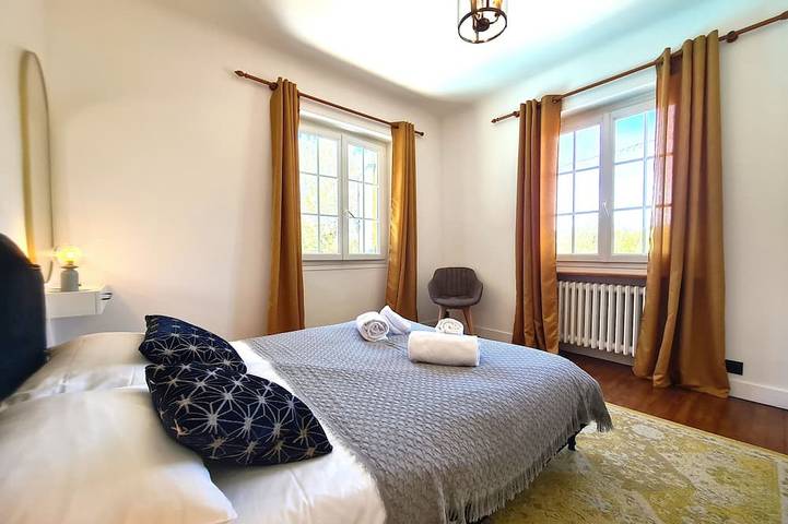 Location de vacances pour 4 personnes, avec jacuzzi et jardin à Cénac-et-Saint-Julien - 3