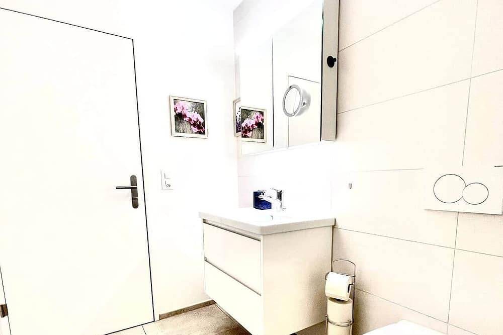 Ganze Wohnung, Central Lyss Apartment in Lyss, Biel Seeland
