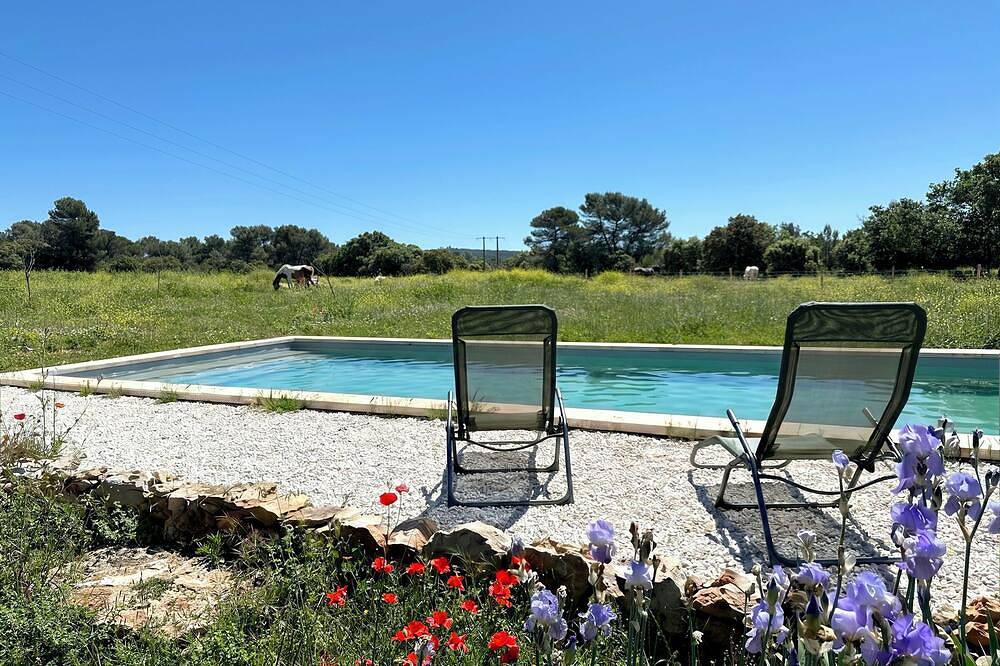 Guest house immersed in nature with horses and donkeys in Jouques, Aix-en-Provence und Umgebung