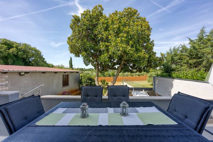 Ferienwohnung für 7 Personen, mit Garten in Kosinozici - 2