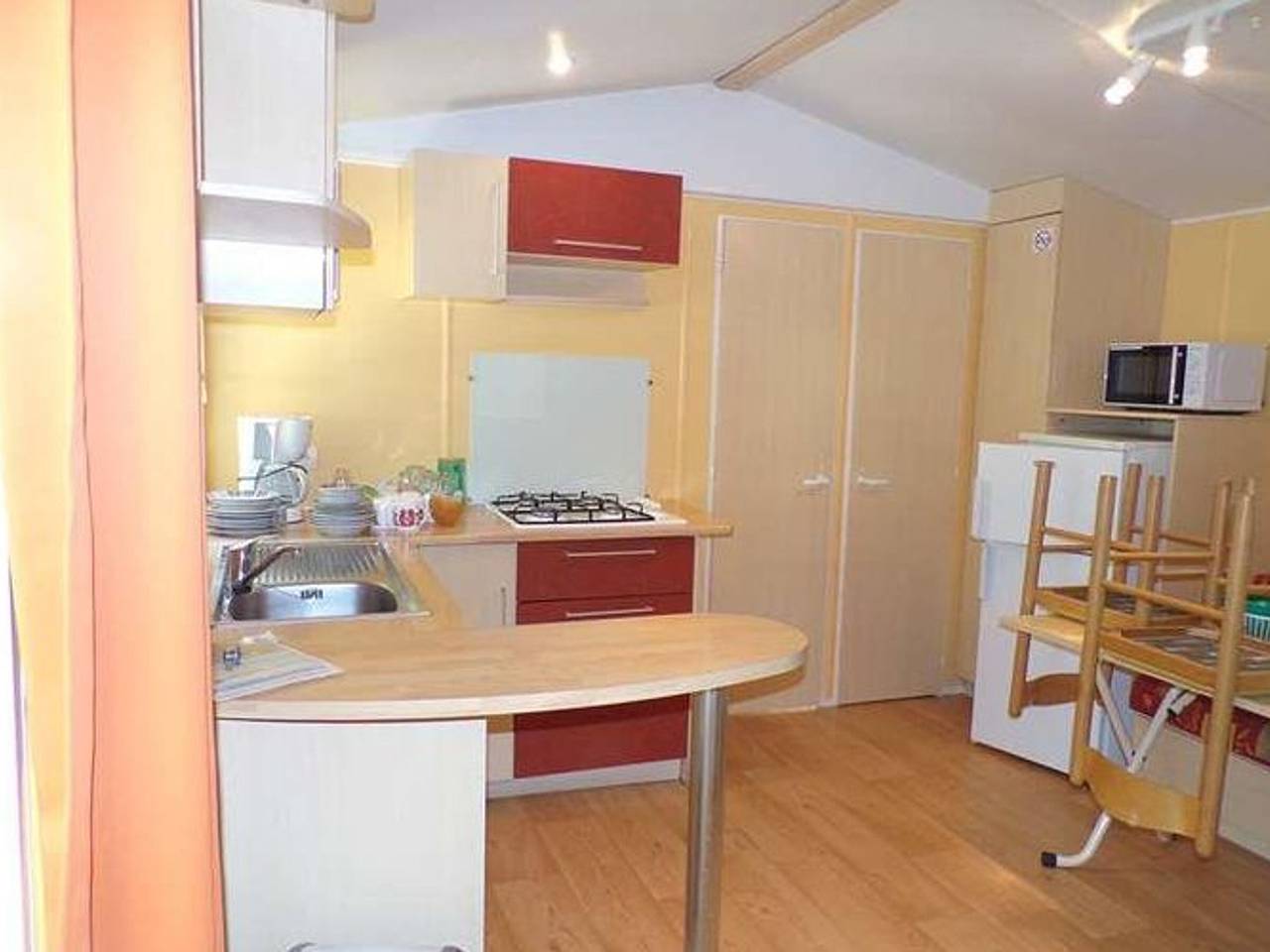 Mobil-home 28m² avec Terrasse pour 6 personnes in La Cassagne, Périgord Noir