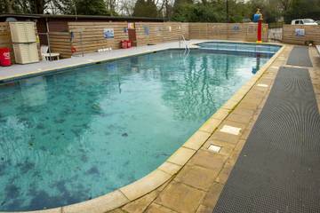 Lodge for 6 People in Hastings, High Weald, Photo 1