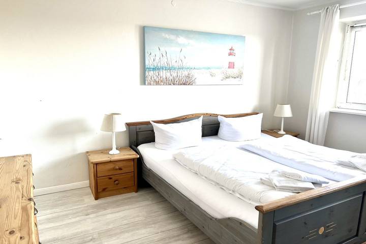 Ganze Wohnung, Komfortable Wohnung mit Balkon, Aufzug und Parkplatz in Westerland in Westerland, Sylt (Gemeinde)