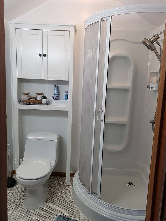 Cozy Guesthouse in Seattle, Sleeps 4+ Adults in West Seattle, Seattle