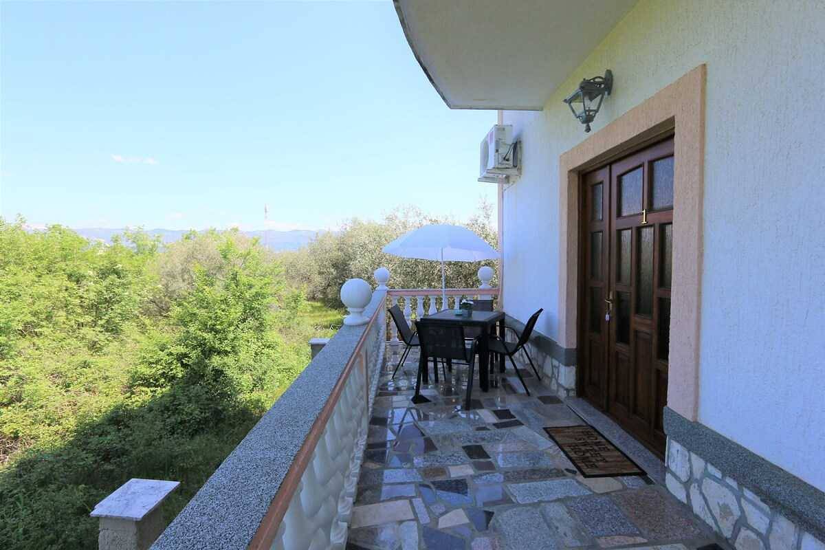 Ganze Wohnung, Ferienwohnung Zinka A2 in Dobrinj, Krk