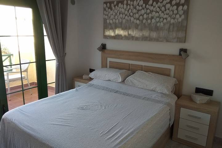 Gîte pour 2 personnes, avec Balcon ainsi que Jardin et Piscine à Antigua - 2