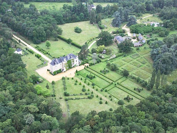 Chambre d’hôte pour 2 personnes, avec piscine ainsi que vue et jardin, animaux acceptés à Durtal - 4