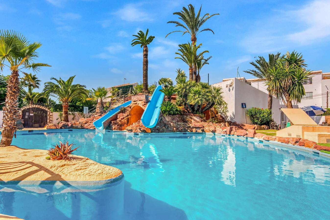 Casa Vacanze 'Ortega' con Piscina Condominiale, Wi-Fi e Aria Condizionata in Toscamar, Jávea