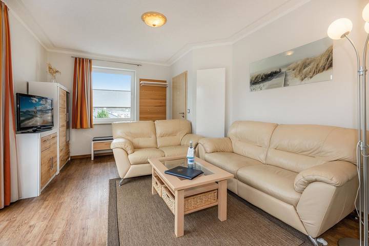 Ganze Wohnung, Haus Nordstern 02 - ruhige Lage mit Terrasse und Garten in Drei Kaiserbäder, Heringsdorf