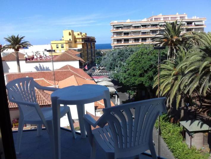 Apartahotel para 3 personas, con balcón y piscina en Canarias
