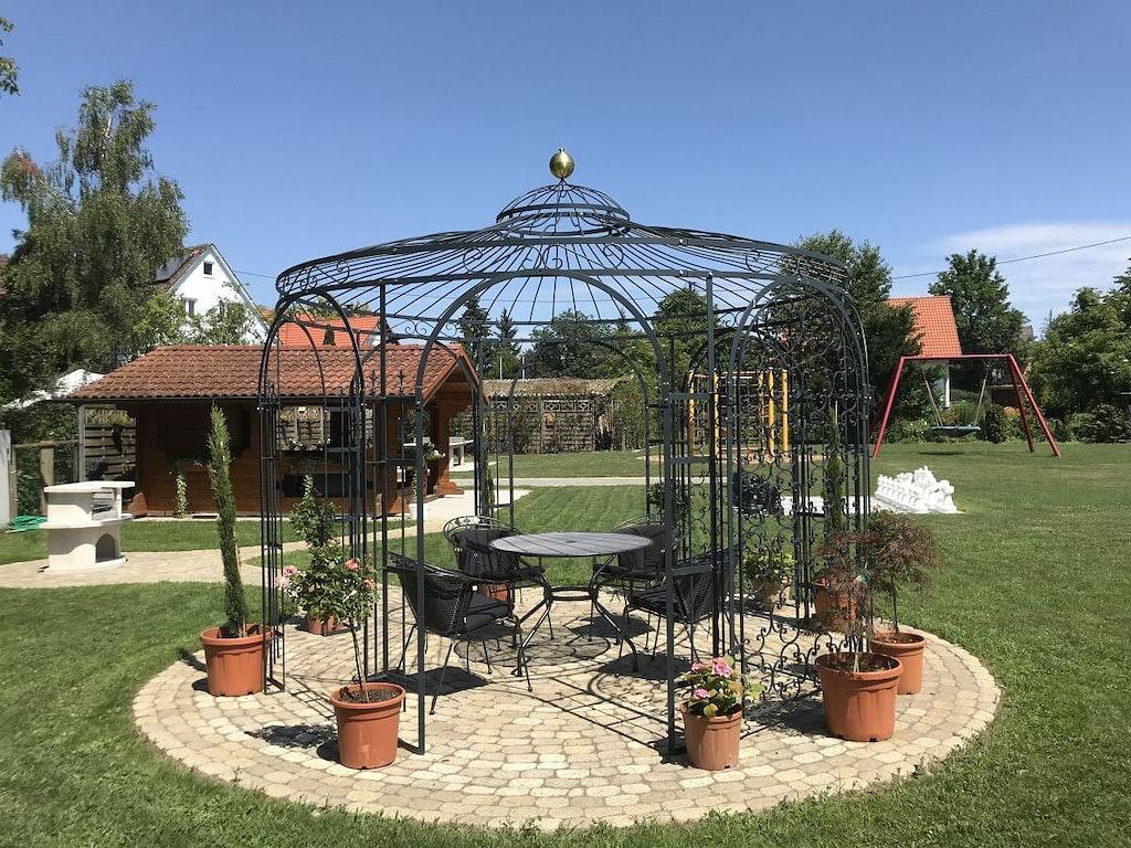 Gästehaus Trostelhof 3 in Neufrach, Salem