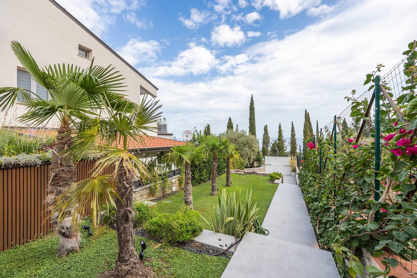Apartamento entero, Apartamento 'Picahouse Two' con vistas al mar, terraza privada y Wi-Fi in Sant'Onofrio (Sizilia), Trabia
