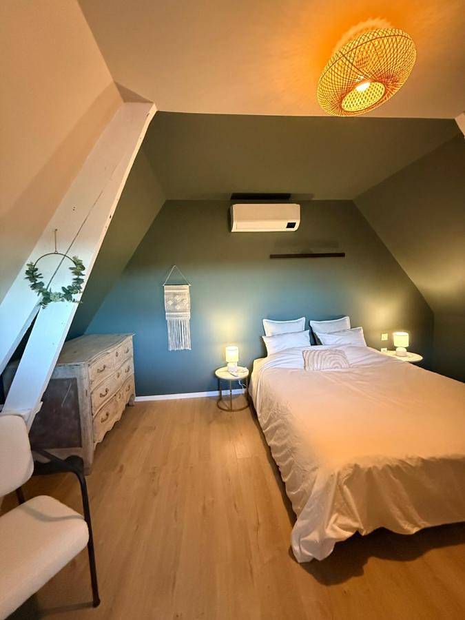 Gîte pour 2 personnes, avec terrasse ainsi que jardin et vue, animaux acceptés à Méteren