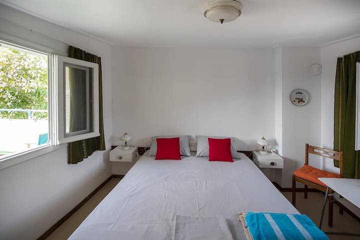 Peaceful roof apartment 3 min from the beach! in Agia Triada, Thessaloniki und Umgebung
