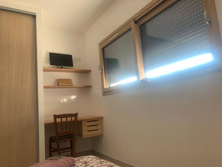 Location de vacances pour 6 personnes, avec vue ainsi que jardin et piscine à Sanilhac-Sagriès - 4