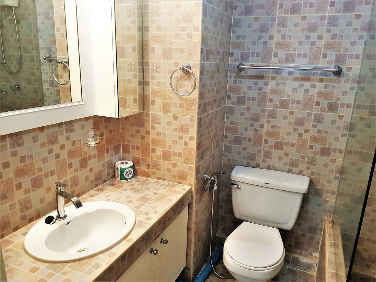 Ganzes Studio, Jomtien Thip Condotel - Sleeps 2 Beachside in Pattaya, Chon Buri