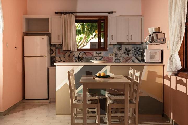 Aparthotel voor 4 personen, with Balkon and Terras as well as Tuin and Uitzicht op Zakynthos