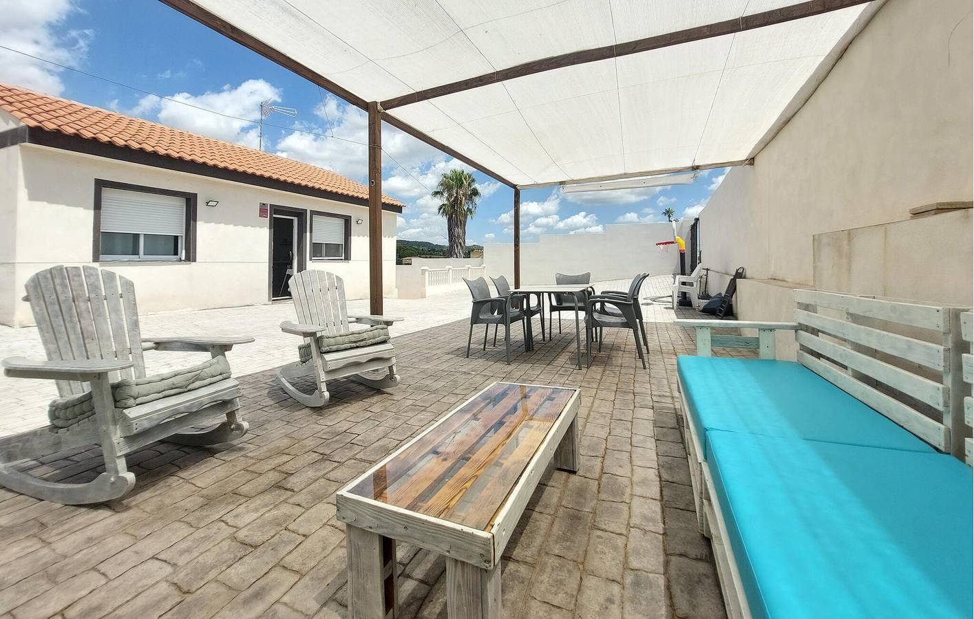 Gemütliches Appartement mit Pool, Terrasse und Wifi, Nähe Fluss in Turís, Valencia Provinz