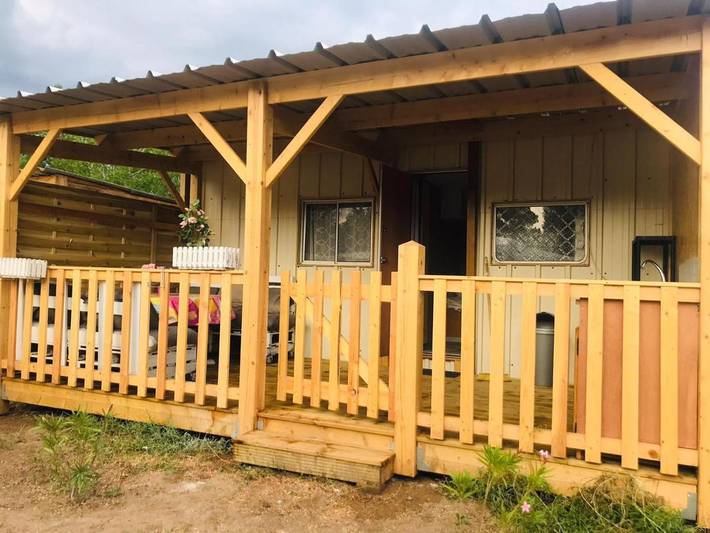 Camping pour 4 personnes, avec terrasse et jardin dans Portiragnes Plage - 2