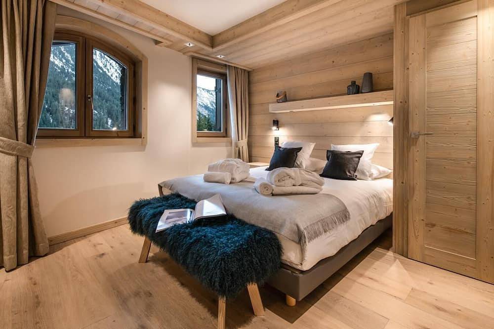 Ganze Wohnung, Wifi, 100m bis zum stadtzentrum, 5te Etage, blick berg, fitness, sauna, hammam, balkon in Courchevel 1650 (Moriond), Saint-Bon-Tarentaise