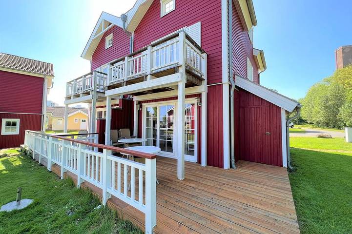 Ferienhaus für 6 Personen, mit Sauna und Garten sowie Balkon in Hansa-Park