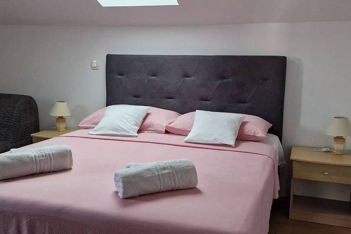 Ganze Wohnung, Ferienwohnung. für 3 Personen in Rogotin, Dubrovnik-Neretva