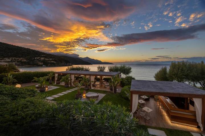 Resort für 6 Personen, mit Garten und Pool sowie Whirlpool, kinderfreundlich auf Elba - 4