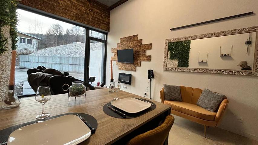 Location de vacances pour 2 personnes, avec Balcon ainsi que Terrasse et Jardin à Morbier