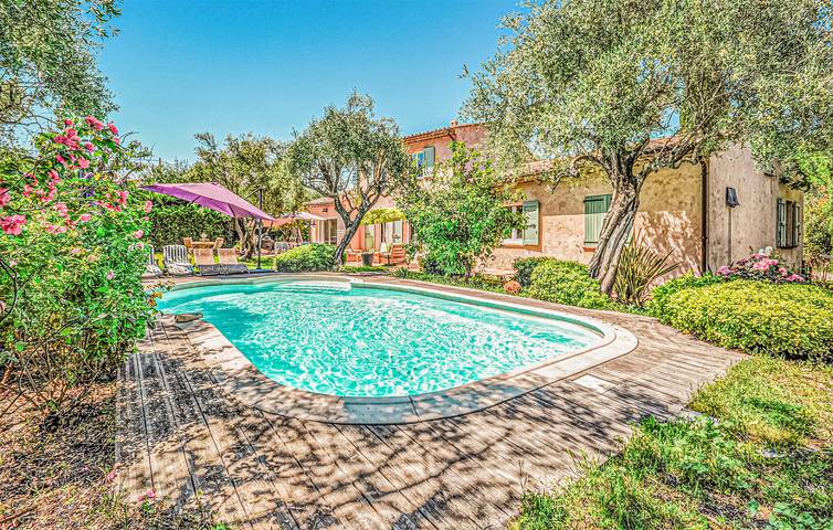 Maison de vacances pour 6 personnes, avec piscine ainsi que jardin et terrasse