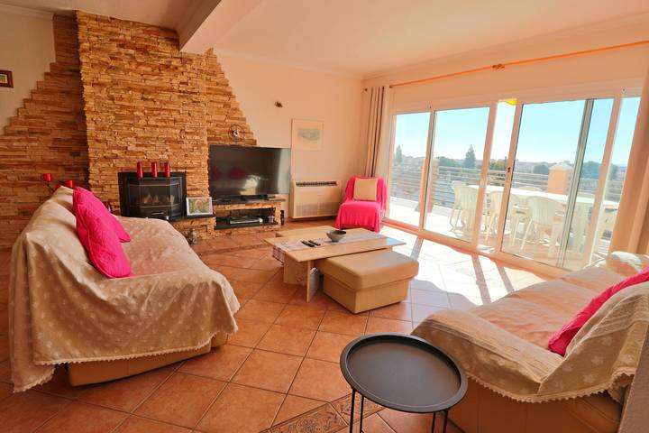 Casa rural para 8 personas, con piscina además de jardín y balcón, Familias con niños en Mijas - 2