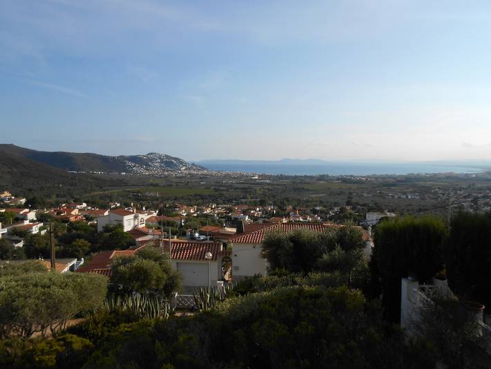 Villa pour 7 personnes, avec terrasse et jardin à Roses - 3
