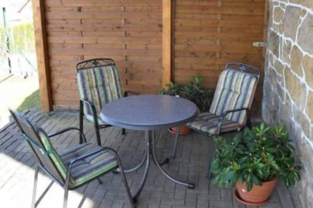 Ganze Wohnung, Ferienwohnung am Eisenberg in Korbach-Goldhausen - Ferienwohnung am Eisenberg in Korbach, Waldecker Land