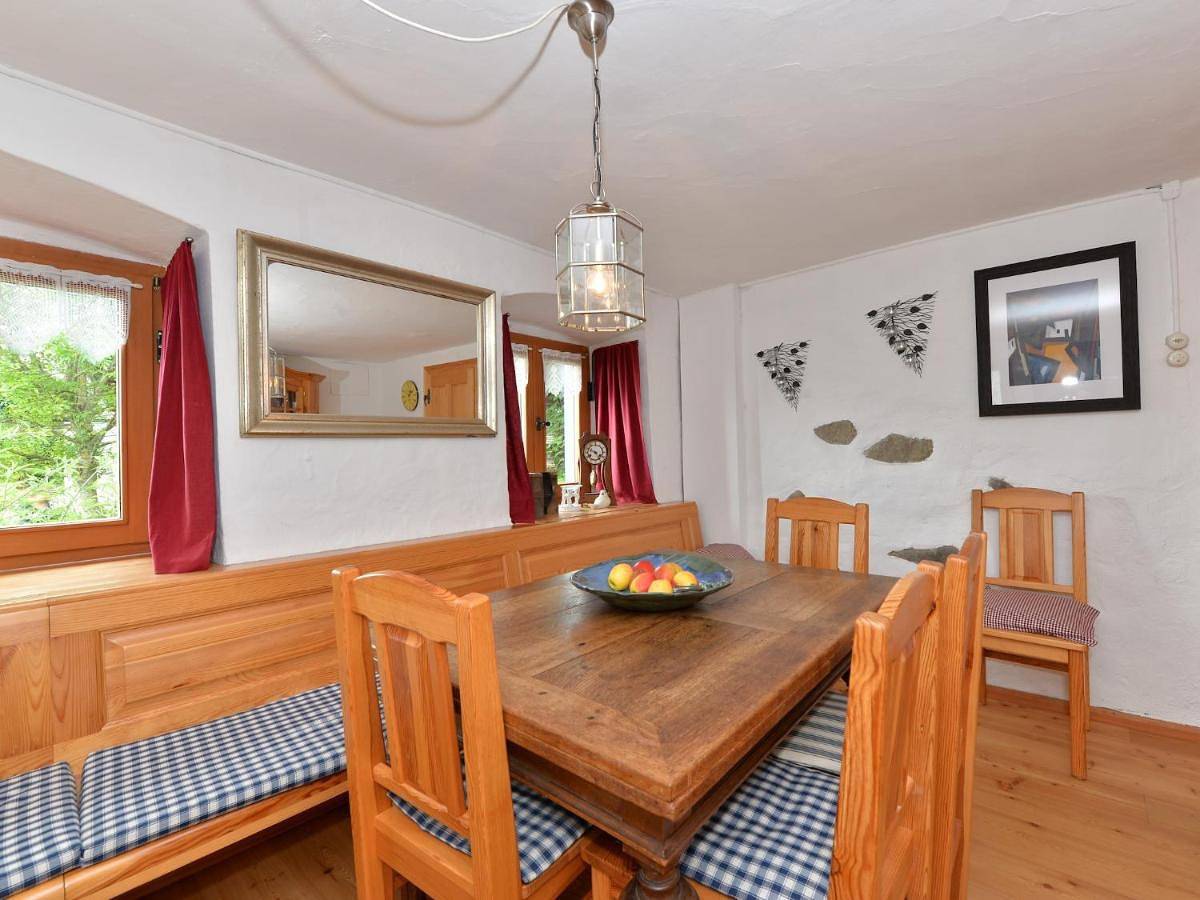 Four-Bedroom Holiday Home in Zenting, Ostbayern