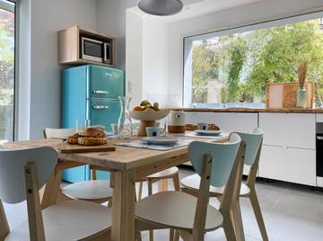 Gîte pour 4 personnes, avec sauna ainsi que jacuzzi et terrasse dans Plage des Estagnots