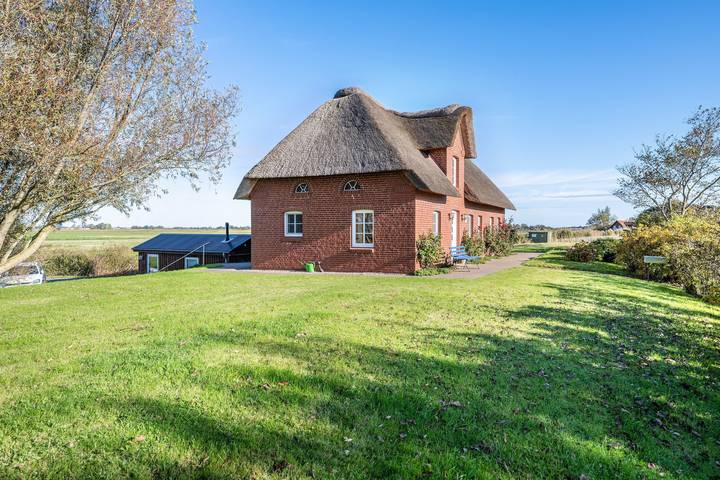 Ferienhaus für 4 Personen, mit Garten in Pellworm