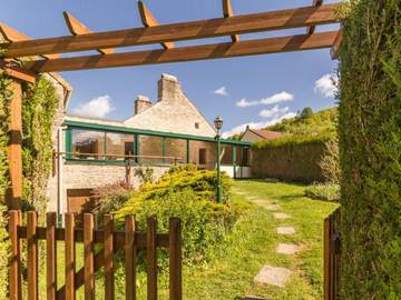 Gîte pour 5 personnes, avec terrasse à Charencey