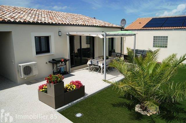 Gîte pour 6 personnes, avec jardin et terrasse