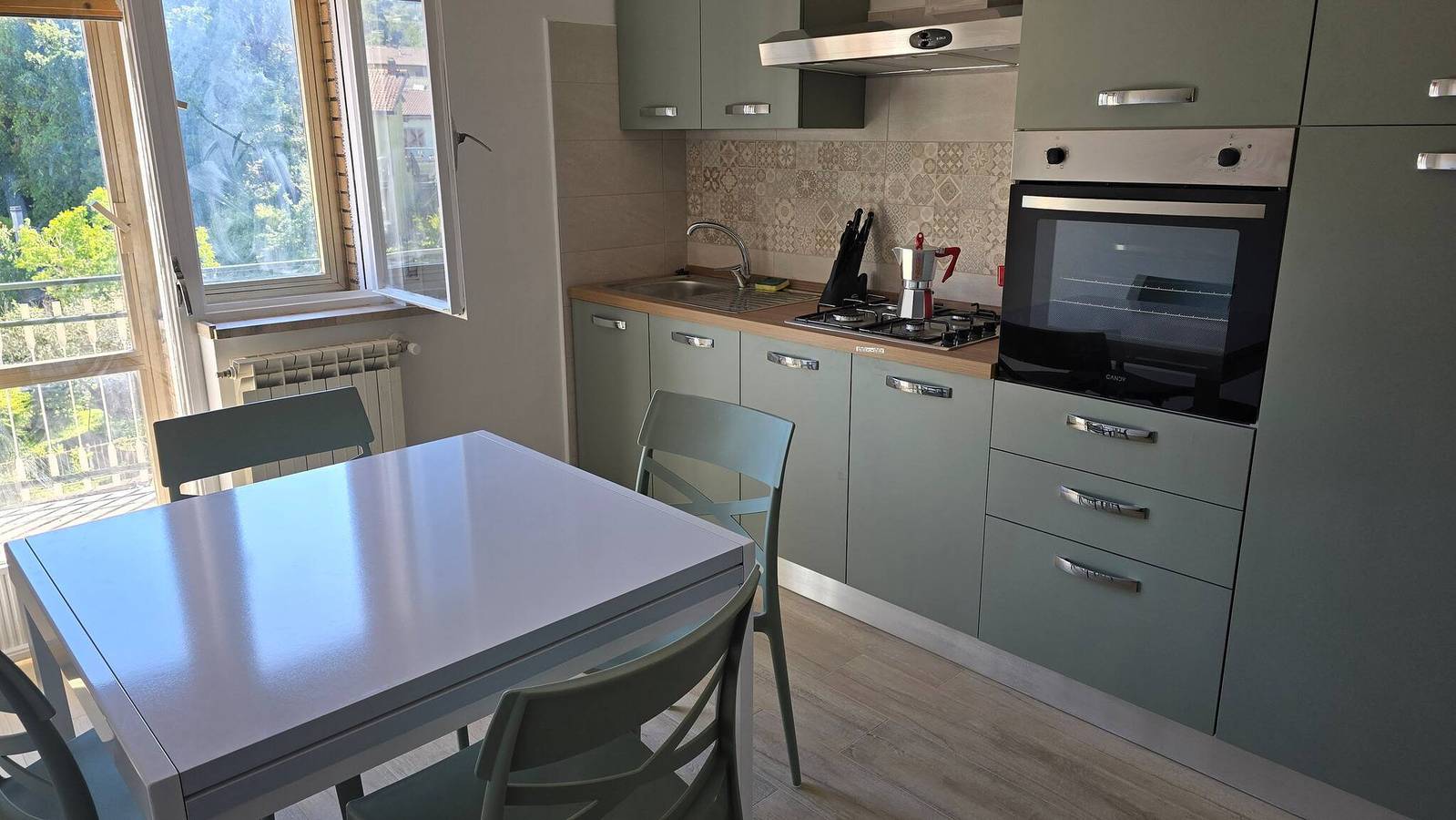 Apartamento entero, Apartamento con balcón y vistas al lago en Bolsena in Bolsena, Lago de Bolsena