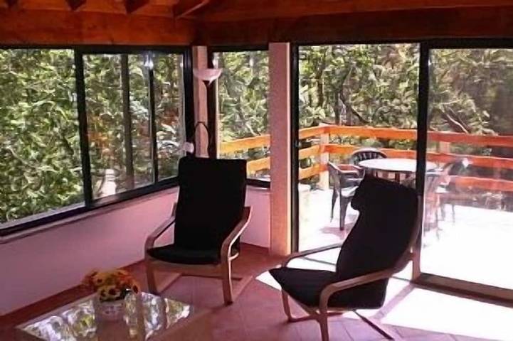 Tree Top Cottage For Holidays In Covas,Vila Nova De Cerveira in Viana do Castelo District