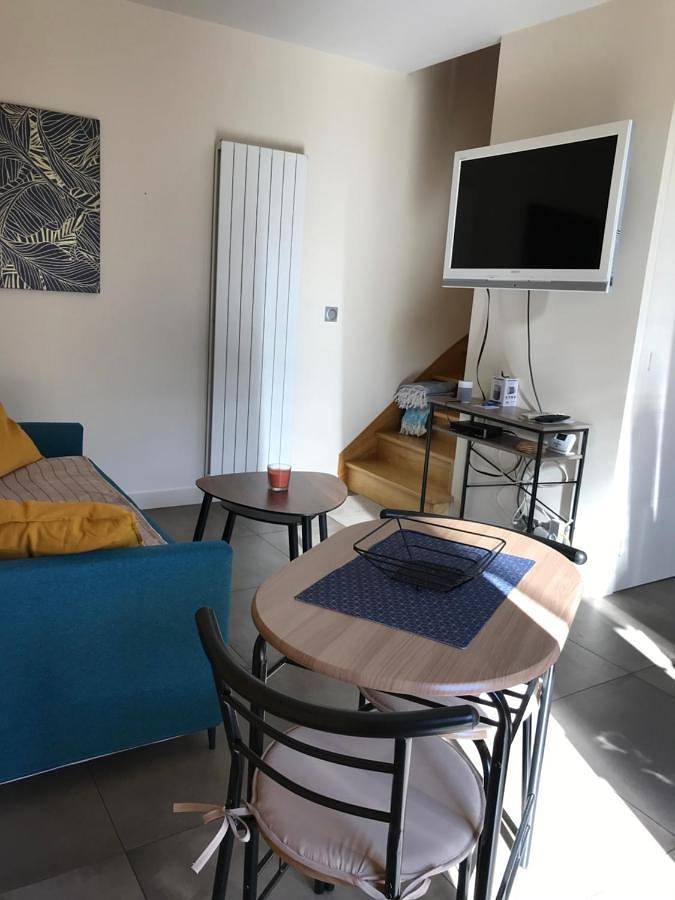 Gîte pour 2 personnes, avec terrasse dans Plage de La Fourberie