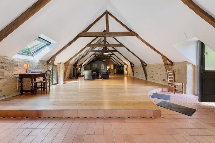 Holiday Home 'Folperdrix' with Private Terrace and Garden in Surzur, Côte des Mégalithes