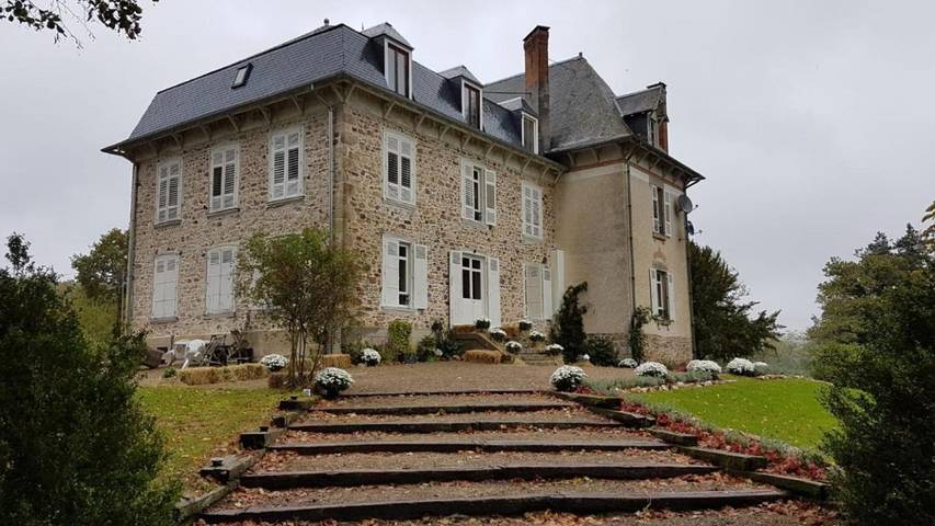 Chambre d’hôte pour 2 personnes, avec Terrasse et Jardin ainsi que Vue et Vue sur le lac