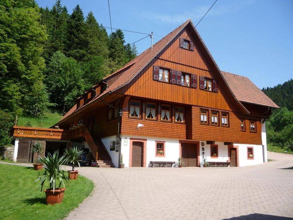 Six-Bedroom Holiday Home in Schiltach, Kinzigtal